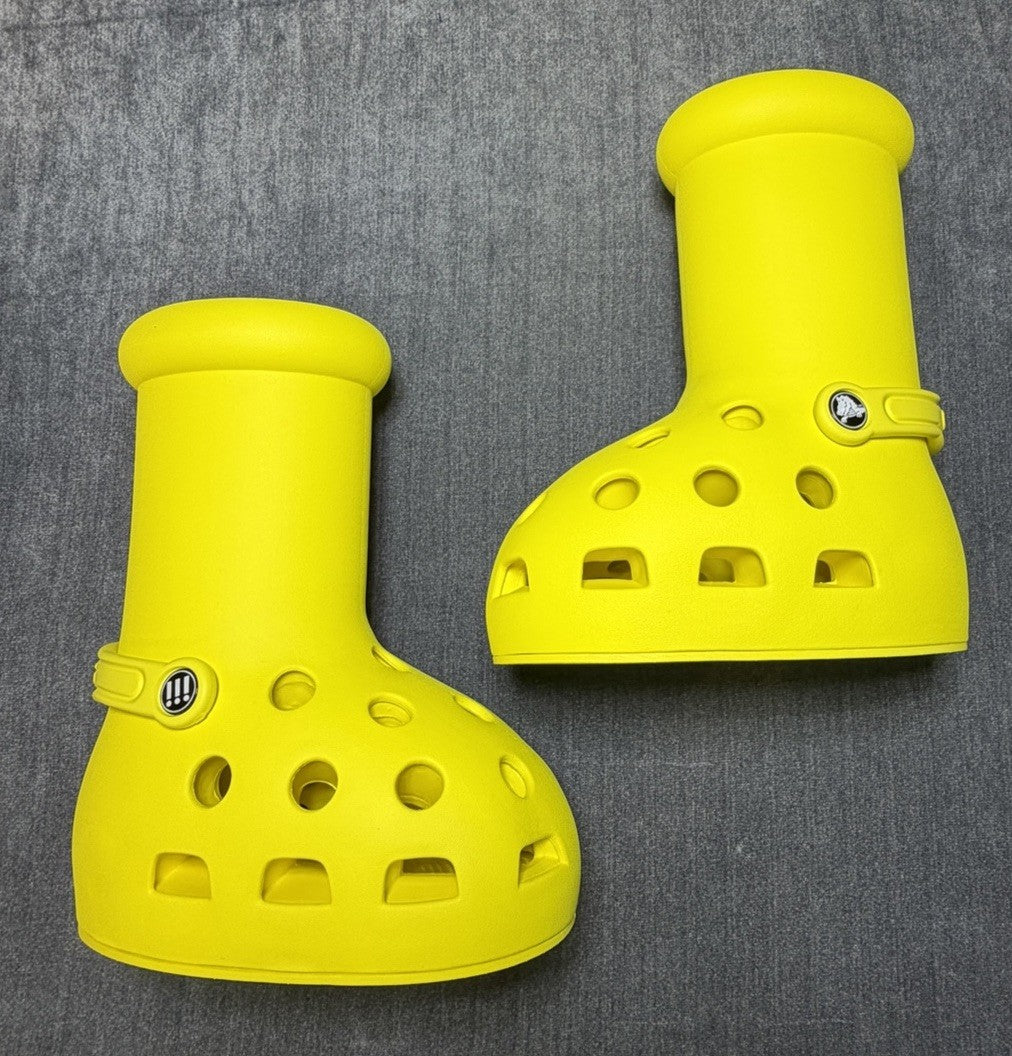 MSCHF X CROCS BIG YELLOW BOOTS CROCS SIZE 6 NEW WITH BOX