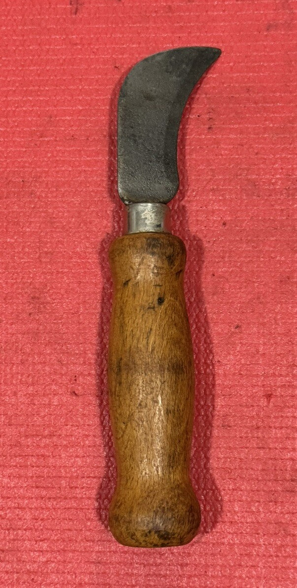 Vintage Carpet Knife Linoleum Cutter Tool Wooden Handle