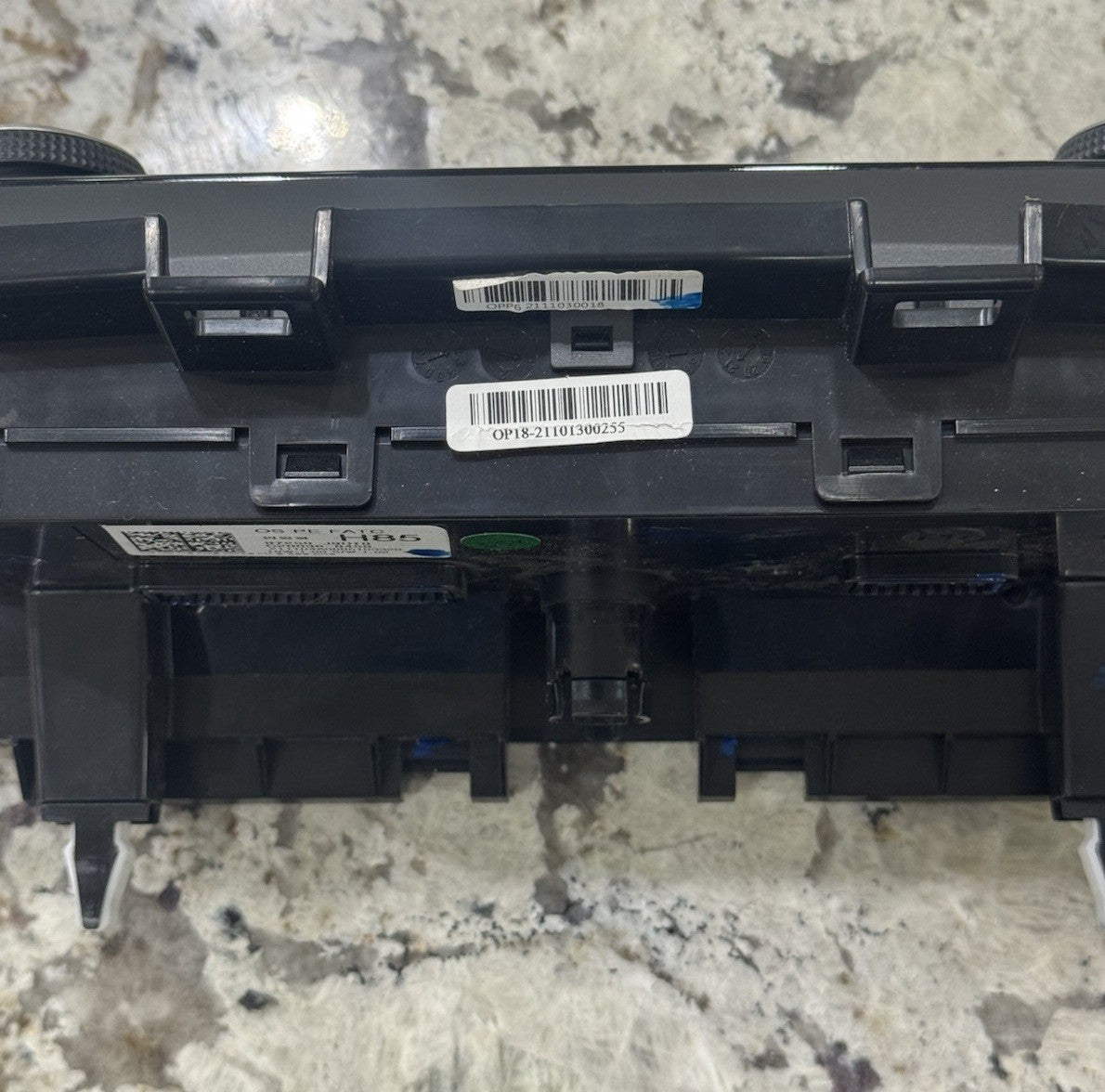 2022 2023 Hyundai Kona AC Heat Temperature Climate Control OEM 97250-J9DT0