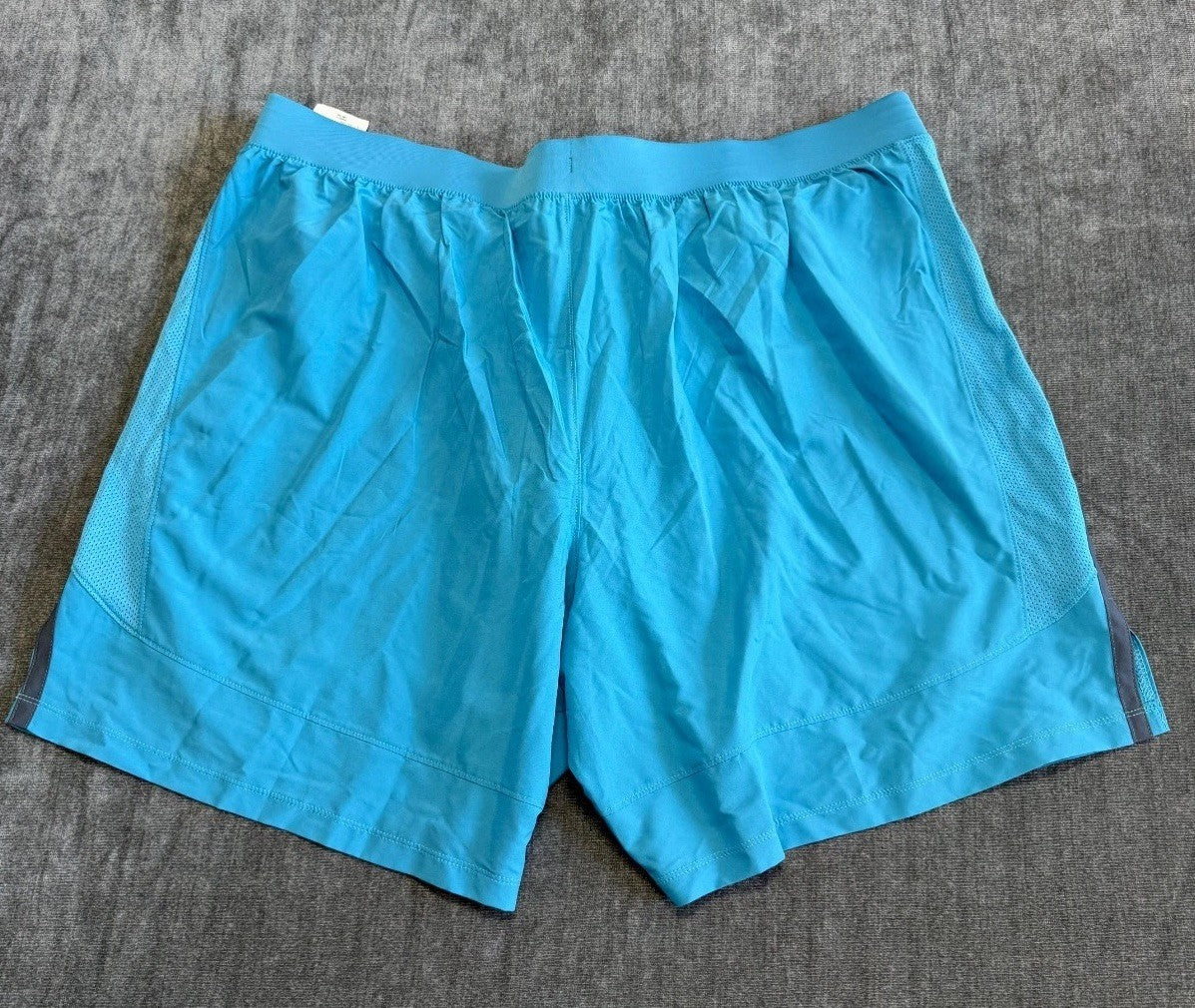 NWT Under Armour Launch Run 7" Shorts Mens 2XL Blue Lined Drawstring Lightweight