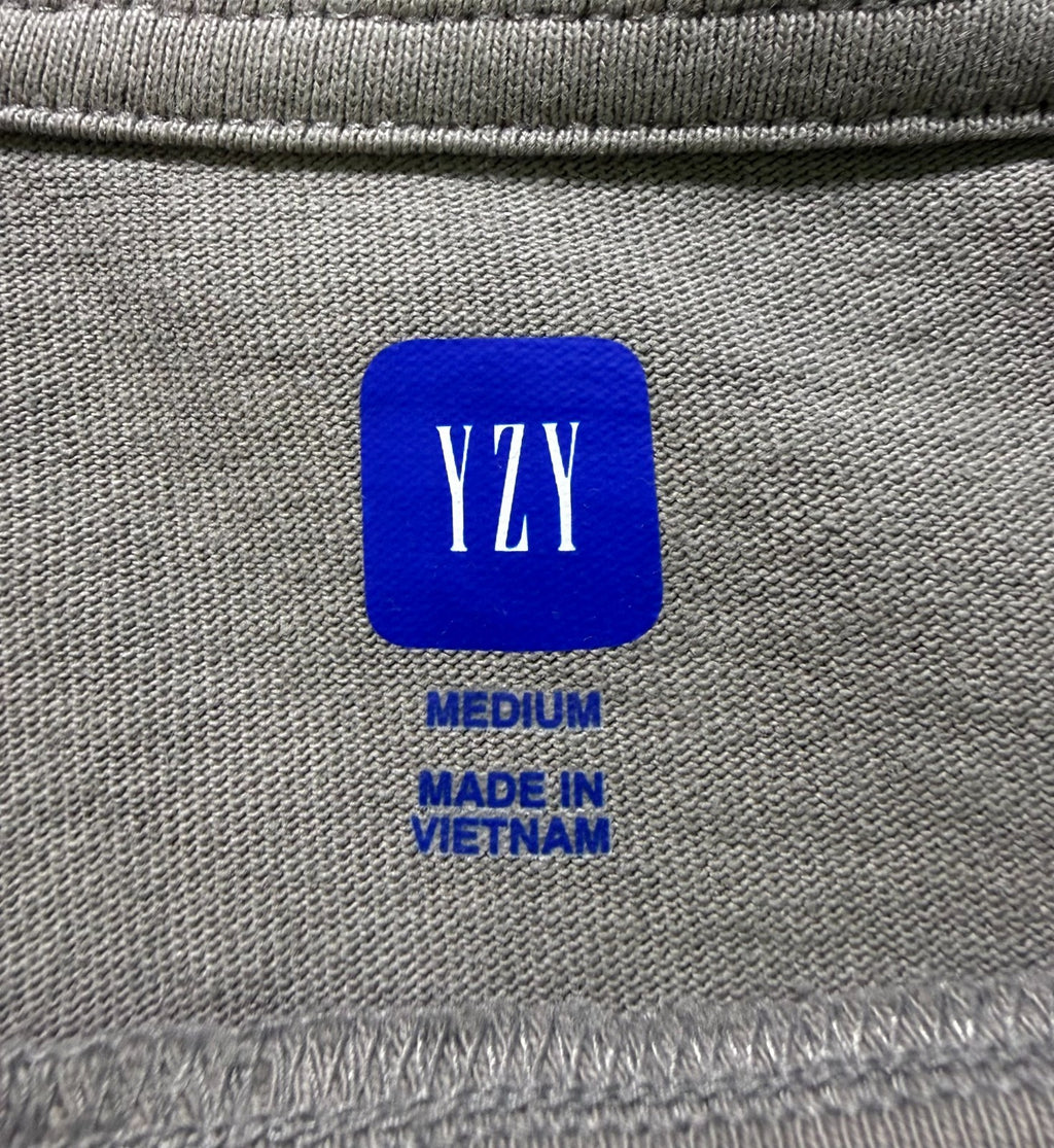 NWT YZY Gap T-Shirt Men's Medium Beige Tan Crew Neck Long Sleeve Pullover Casual