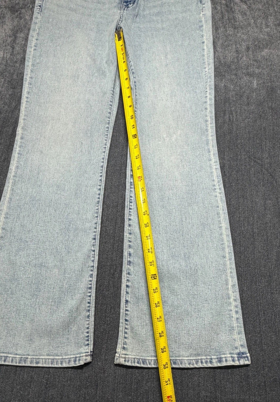 NWT Seven7 Bootcut Jeans Women's 12 Light Blue Denim High-Rise Casual Hipster