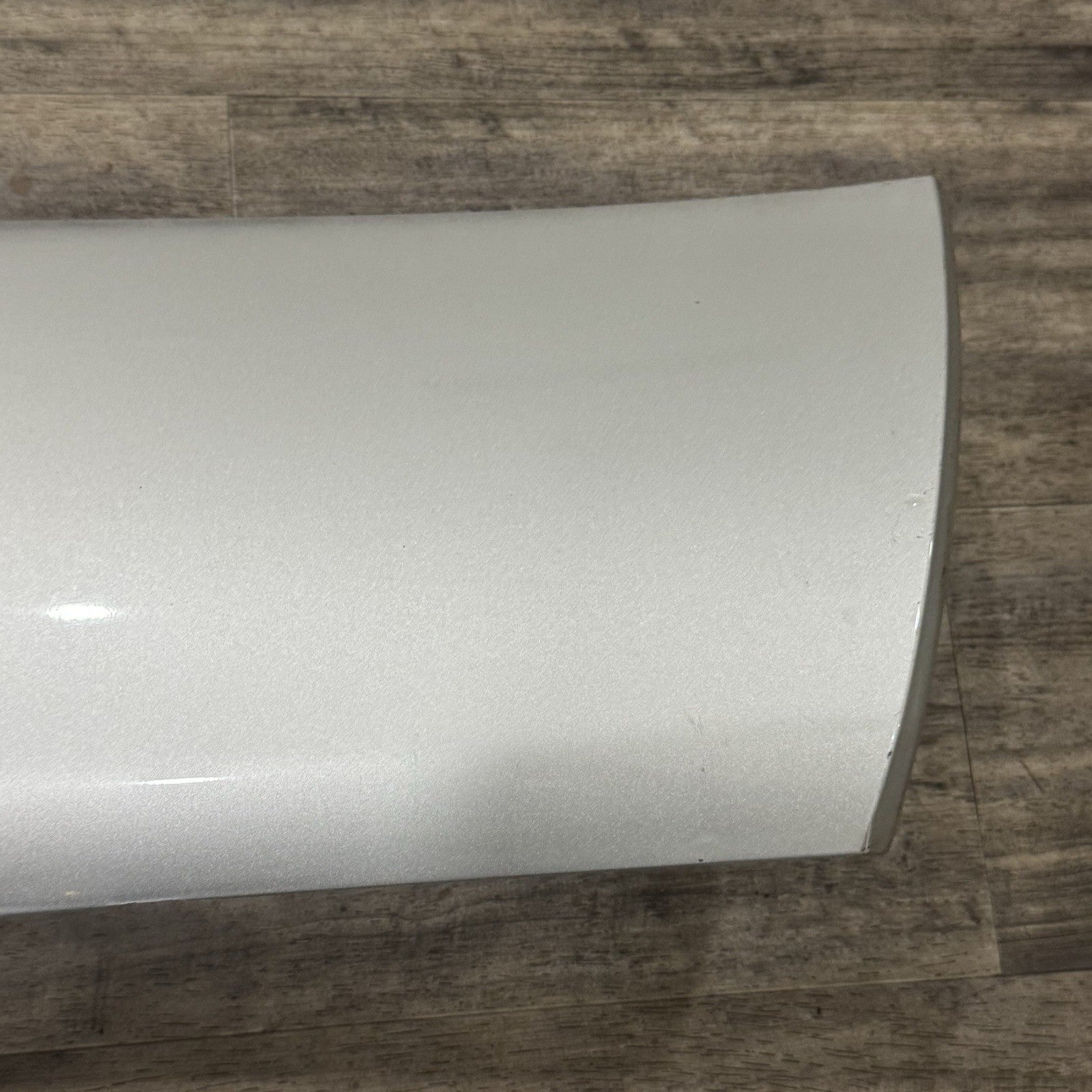 2003-05 TOYOTA 4RUNNER OEM SILVER FRONT RIGHT RH LOWER DOOR MOLDING FLARE TRIM