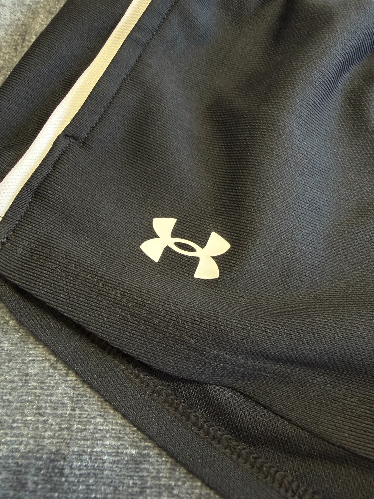 NWT Under Armour Tech Play Up Shorts Girls Small Black Drawstring 100% Polyester