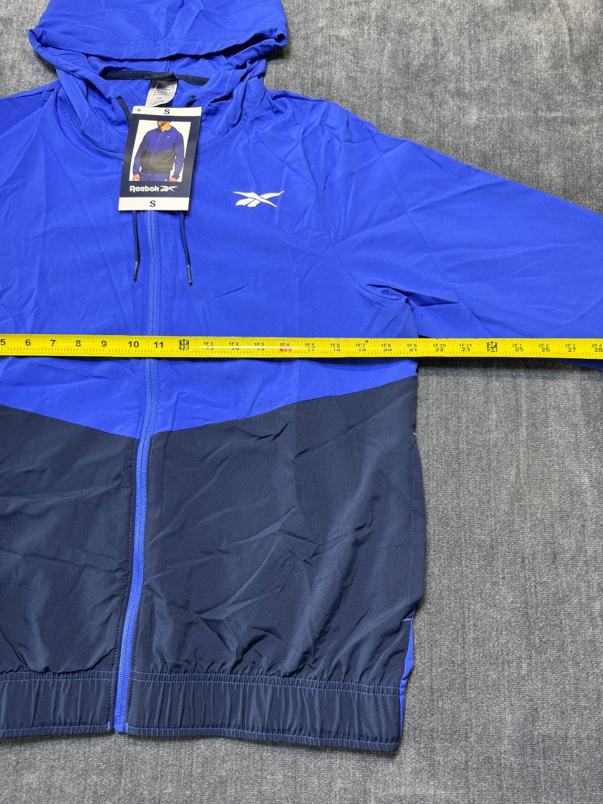NWT Reebok Full Zip Training Woven Jacket Men's Small Navy Blue Adjustable Hood