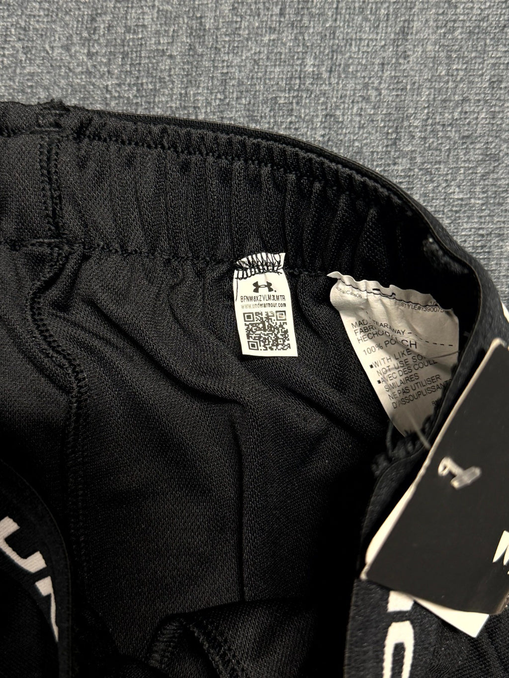 NWT Under Armour Tech Play Up 2-in-1 Shorts Girls' Small Black Elastic Waist
