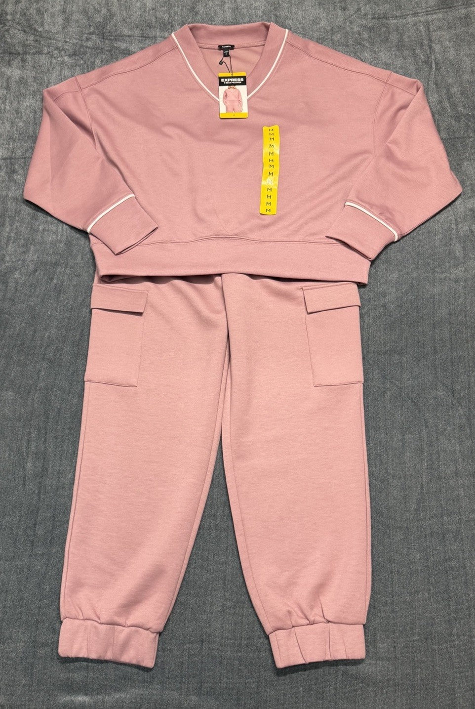 Express V Neck Pullover and Cargo Jogger Set Pink Women's Size Medium | NEW