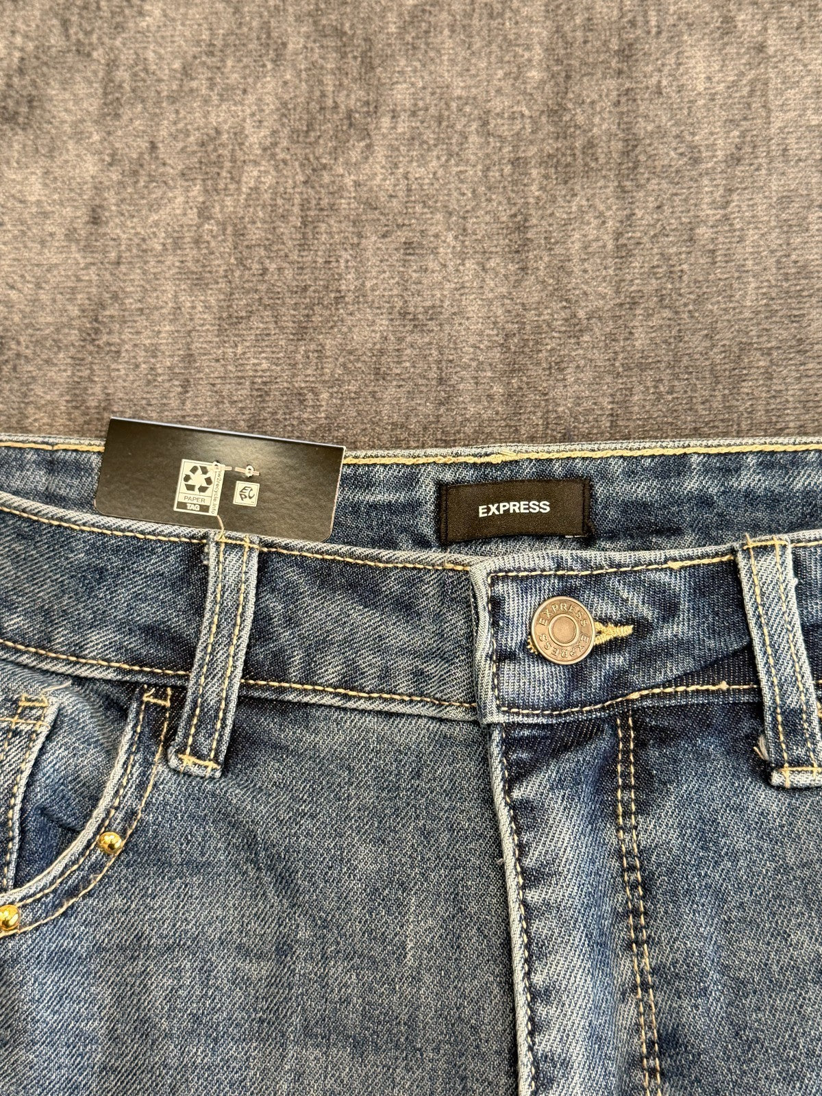 NWT Express Embellished Jeans Women's 10 Blue Denim Straight-Leg Casual 5-Pocket