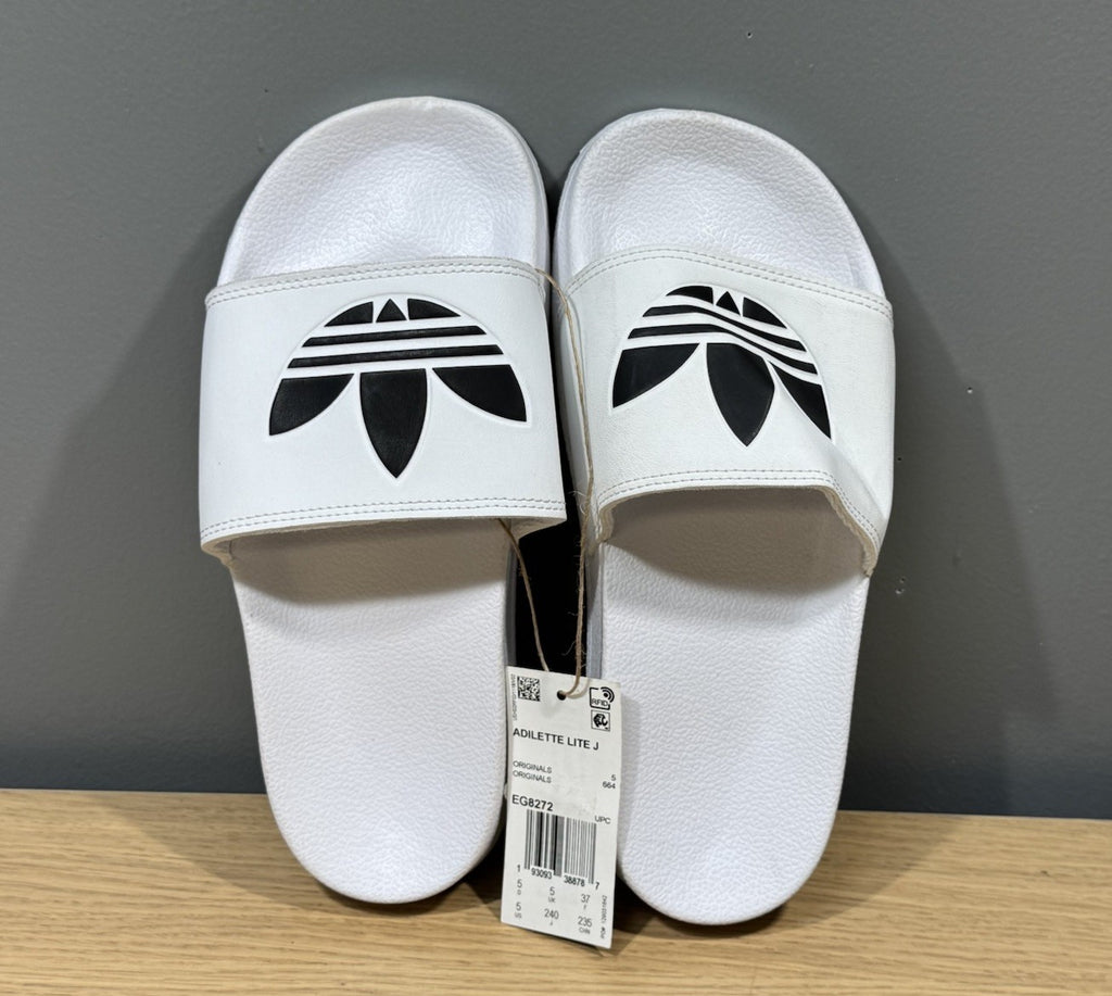 NEW ADIDAS WOMEN’S ADILETTE LITE J SLIDES SANDALS SIZE 5 | WHITE NWT