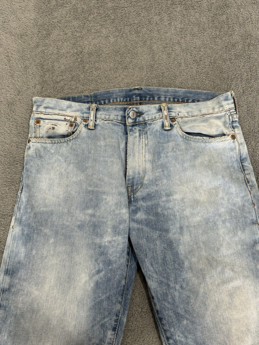 LEVI'S STRAUSS & CO Men's Size W33 L32 Denim Light Blue Jeans