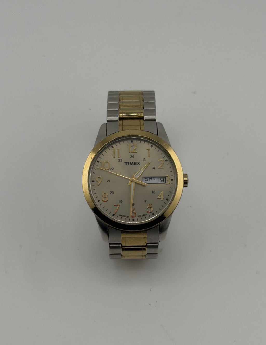TIMEX SOUTH STREET SPORT MENS T2M935 TWO-TONE WATCH 36mm DAY-DATE