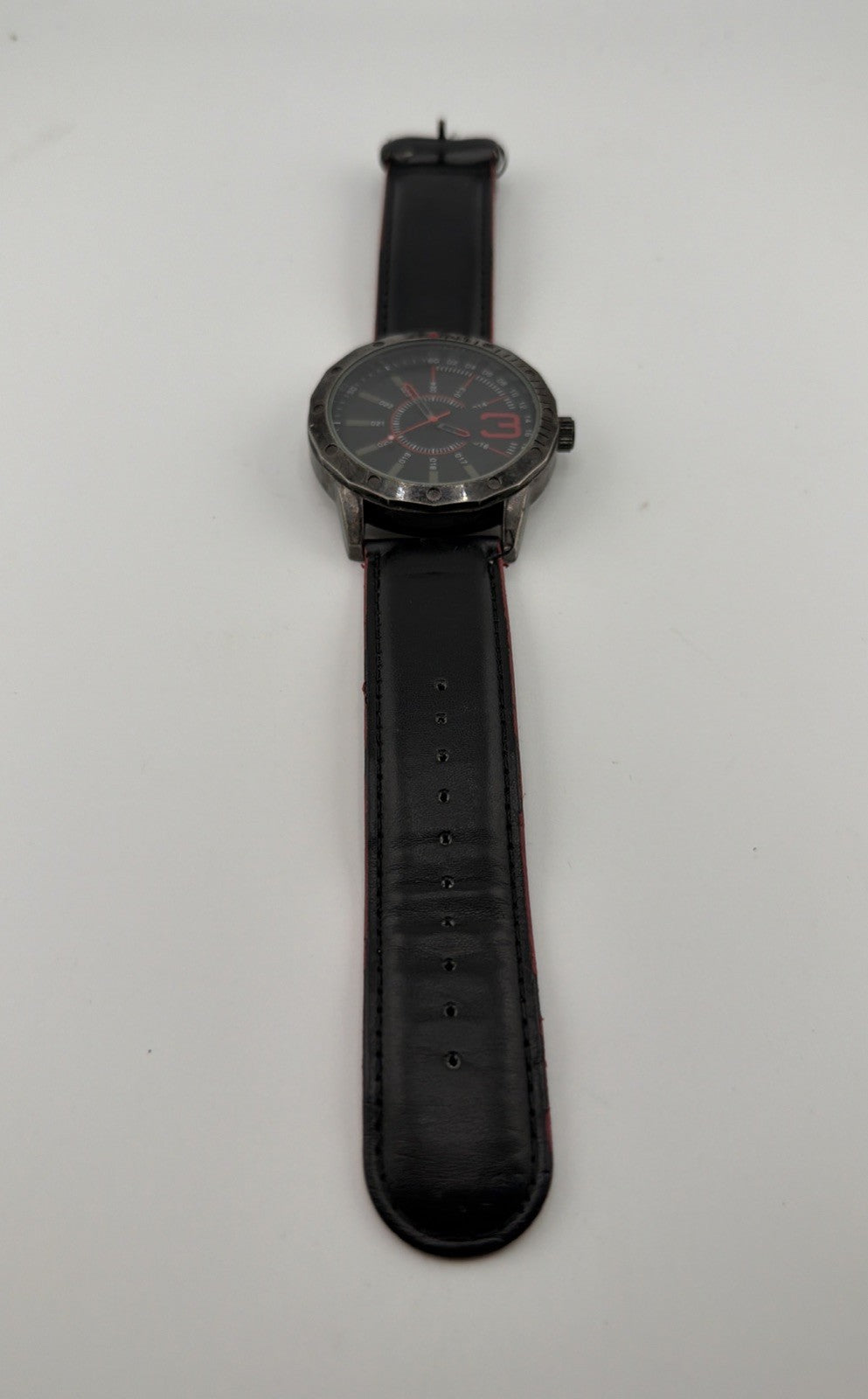 Stainless Steel Watch FMDCTM003, IF059 Imitation Leather Band. Needs Battery