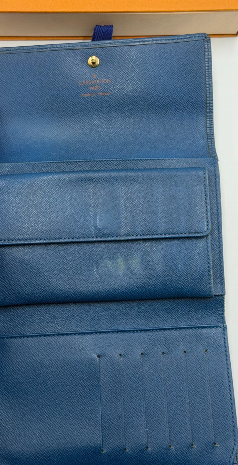 Louis Vuitton Blue Epi Leather Large Trifold Wallet Women's Inner Pockets