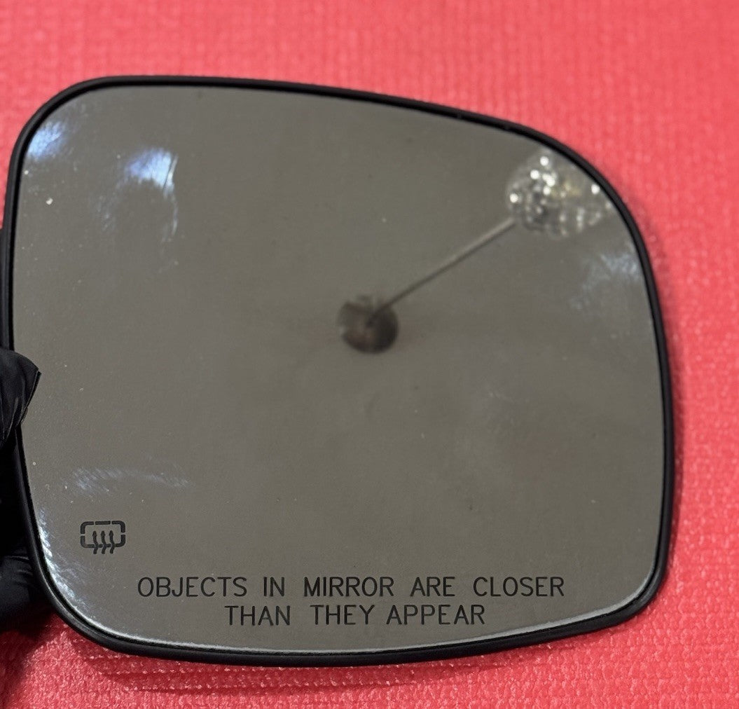 08-17 CHRYSLER Town & Country Caravan OEM Passenger Side Mirror Glass Heated