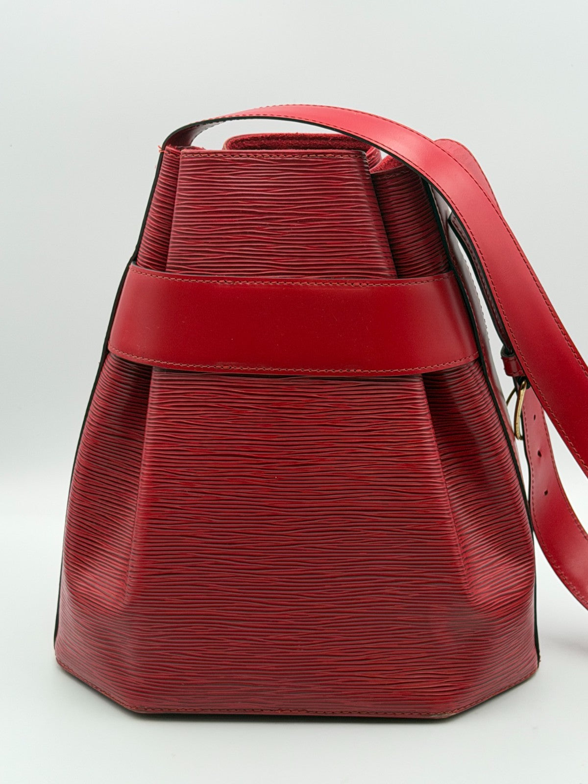 Louis Vuitton Sac d'Epaule Bucket Bag Women's PM Red Leather Adjustable Strap