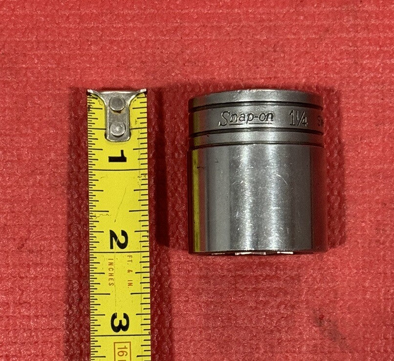Vintage Snap-On Tools SW-401, 1/2" Drive 1-1/4" Shallow Socket 12PT Made in USA