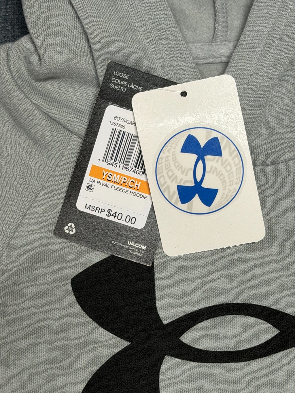 NWT Under Armour Rival Big Logo Fleece Hoodie Boys Small Light Grey Long Sleeve