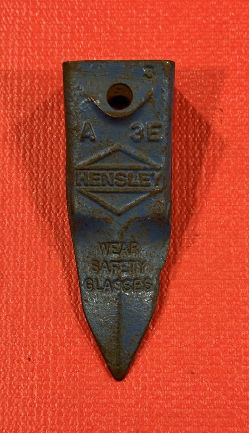 Vintage Hensley T156 Style Bucket Teeth Made in USA
