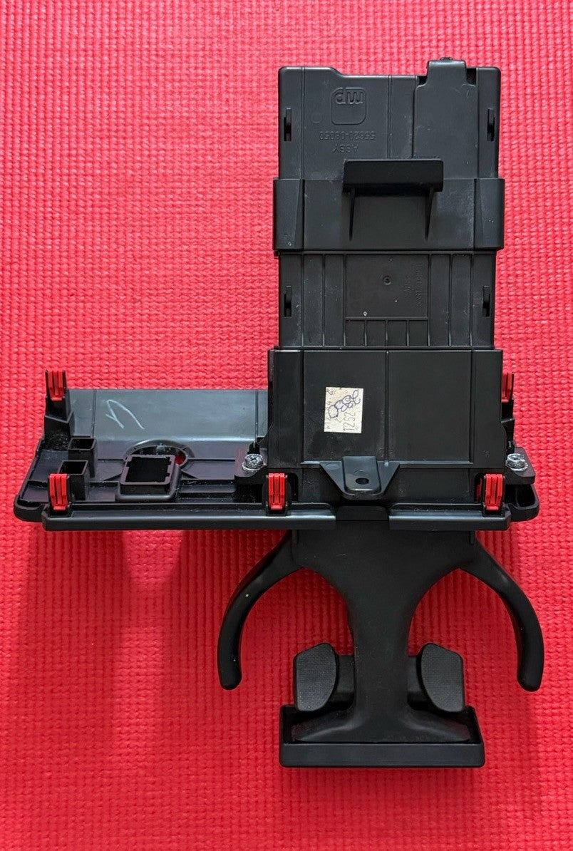 2015-2020 Toyota Sienna OEM Instrument Panel Cup Holder Assy  55620-08050