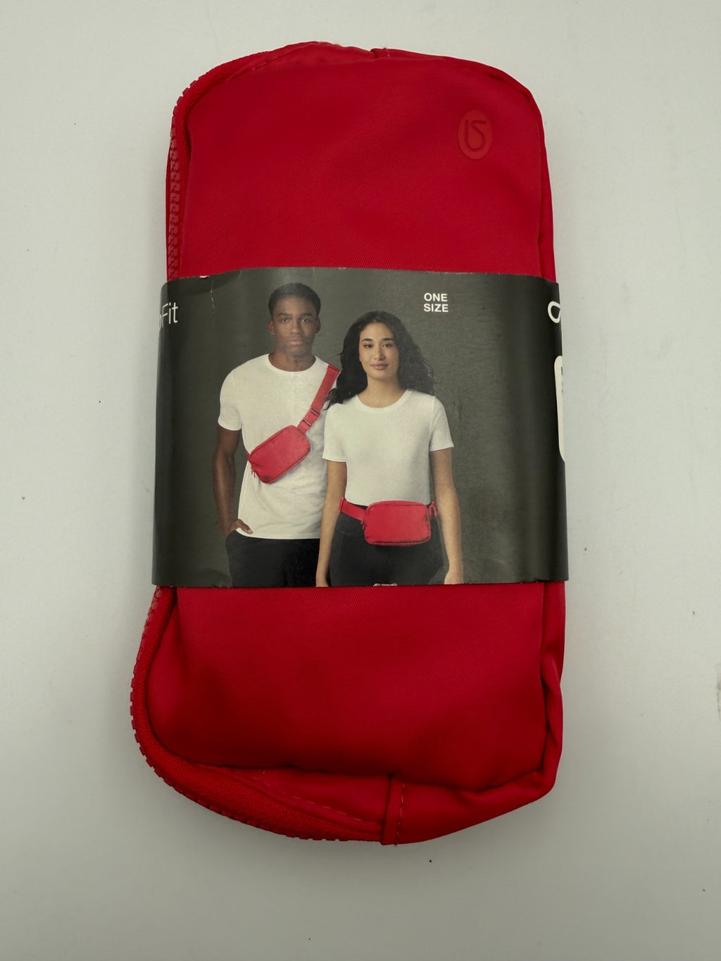 NEW Gap Fit Belt Bag Adult Unisex Red Lightweight Adjustable Strap - One Size