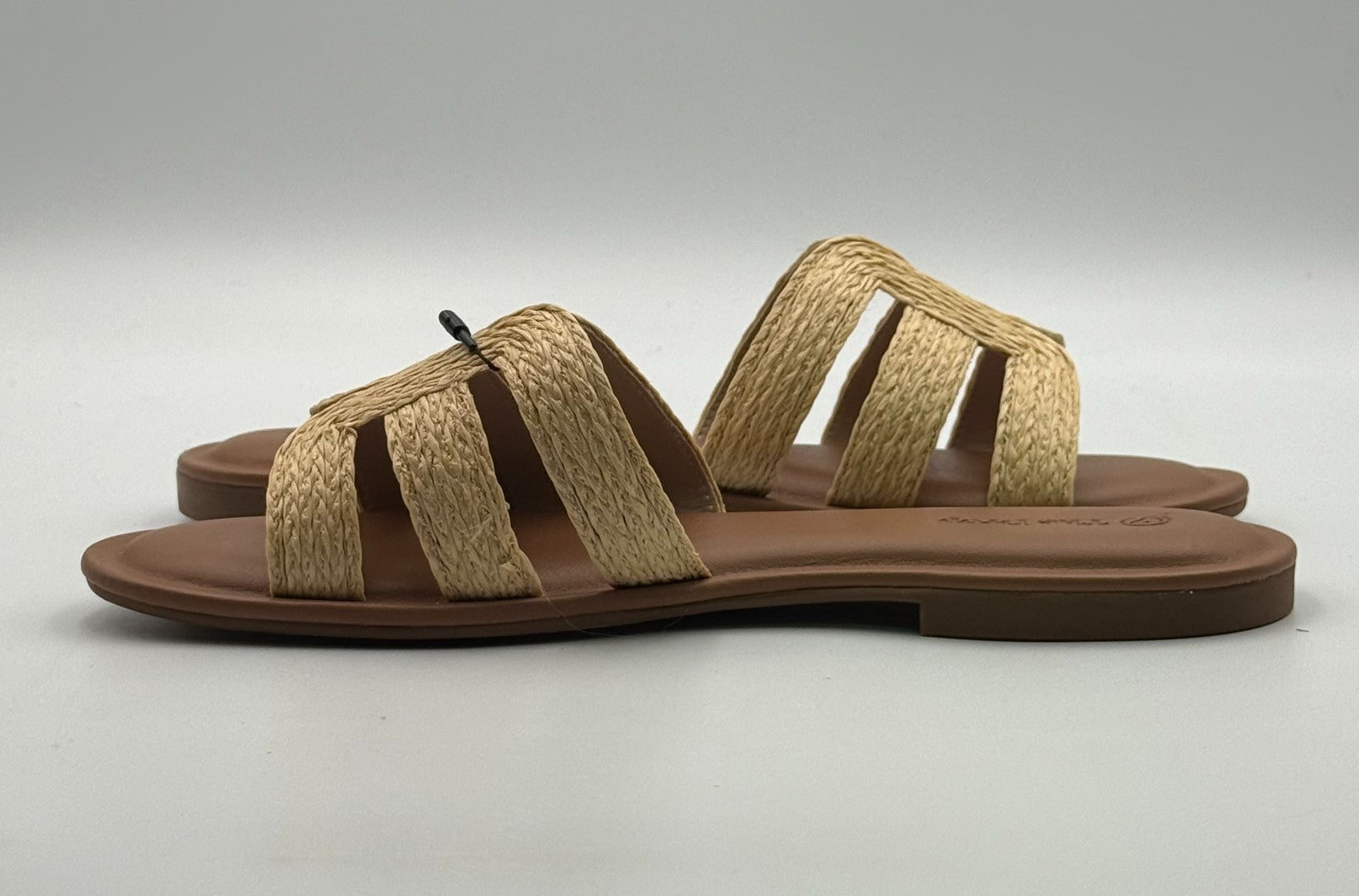 NWB The Drop Monika Sandals Women's 8.5 Natural Raffia Slip-On Flat Open Toe