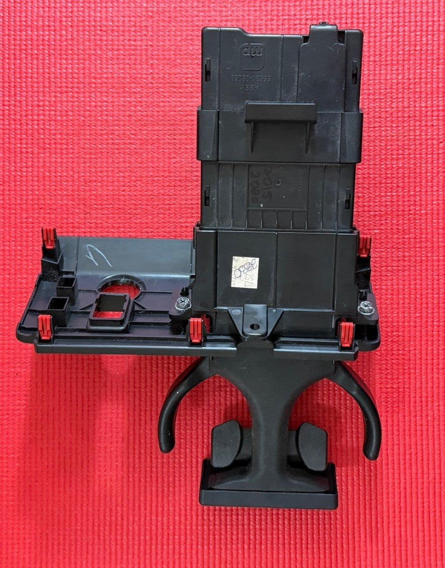 2015-2020 Toyota Sienna OEM Instrument Panel Cup Holder Assy  55620-08050