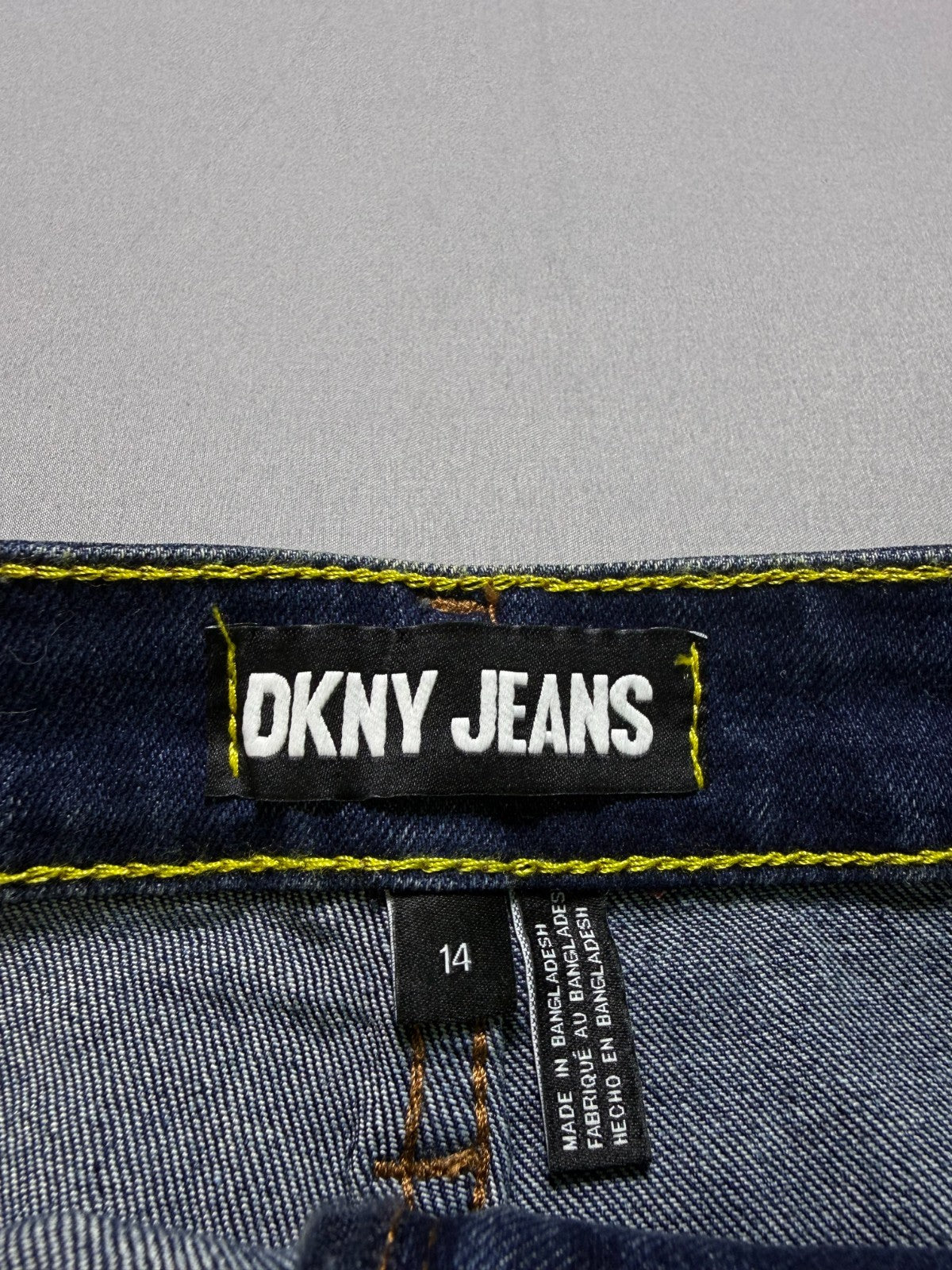 NWT DKNY Jeans Mid-Rise Denim A-Line Skirt Women's 14 Blue Comfort Stretch