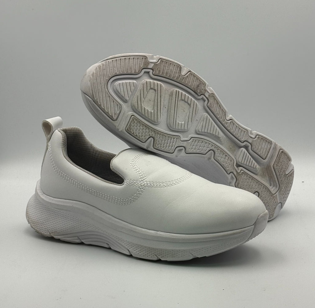 New Hawkwell Slip On Arch Support Nursing Shoes Women's 10 White Leather Low Top