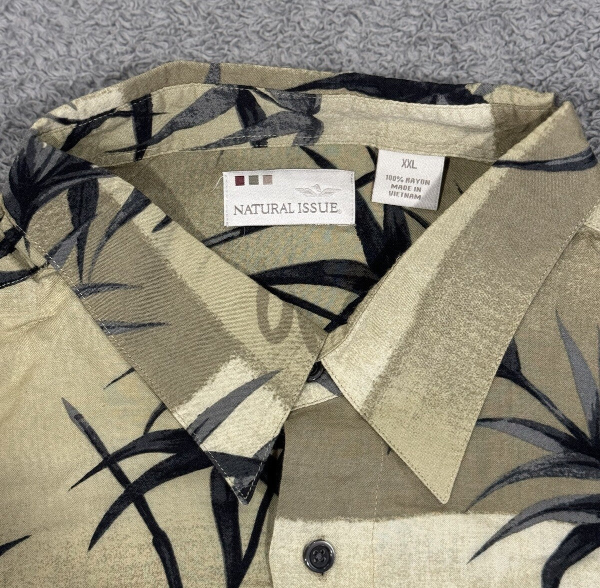 NEW Natural Issue Hawaiian Button Up Shirt Men's Size XXL Rayon Multicolor