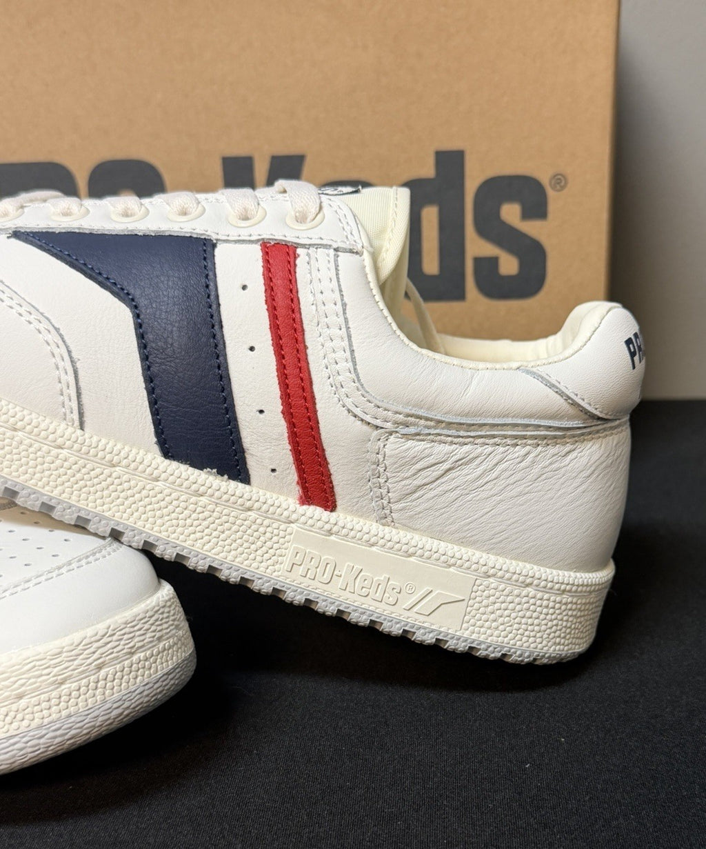 Pro-Keds Skyhawk Men's Size 13 (M) White/Blue/Red Low Top Leather Sneakers NWT