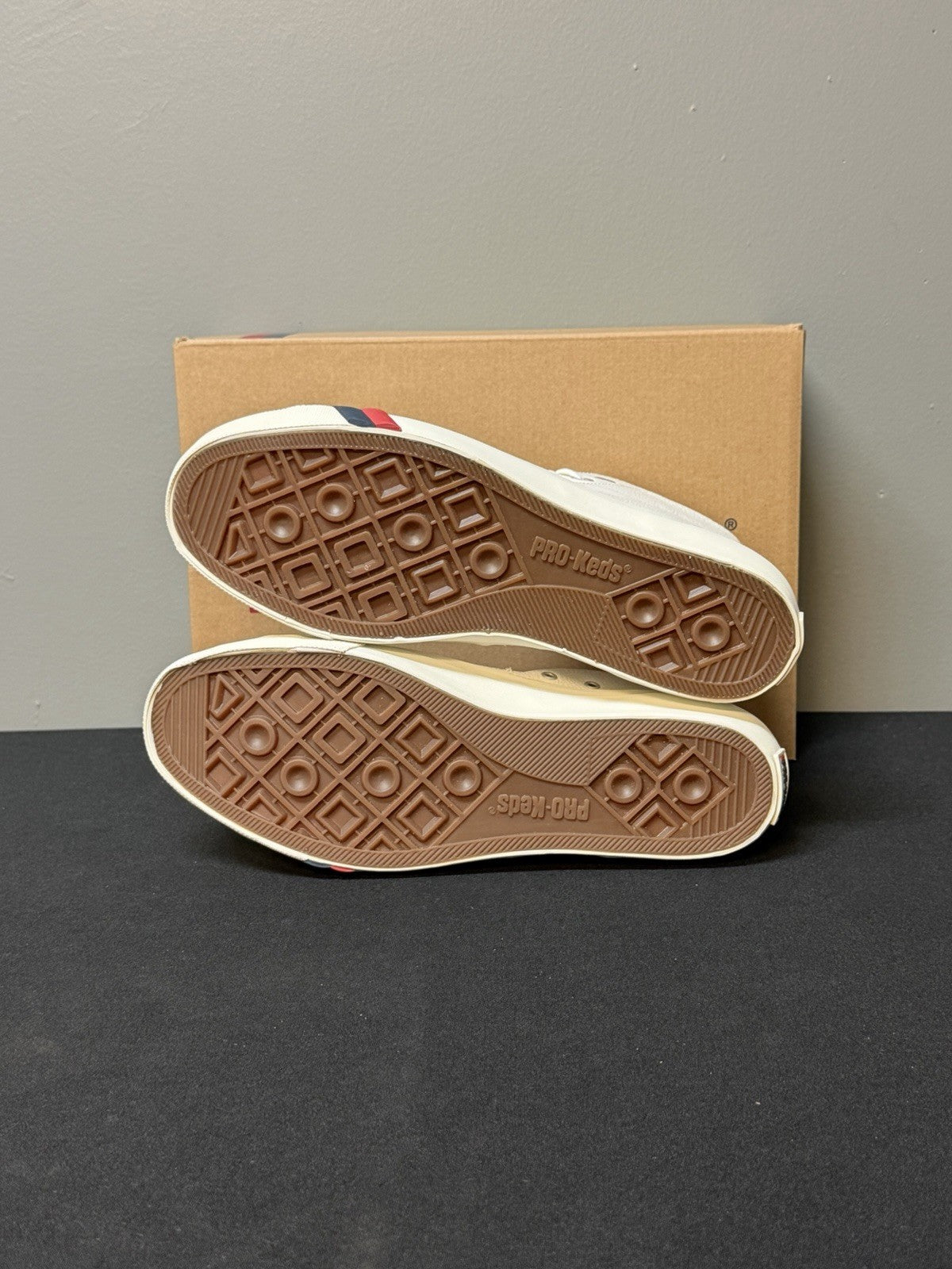 Pro-Keds Royal Men's size 9.5 Hi Lace Up White Leather Canvas Shoes Sneaker
