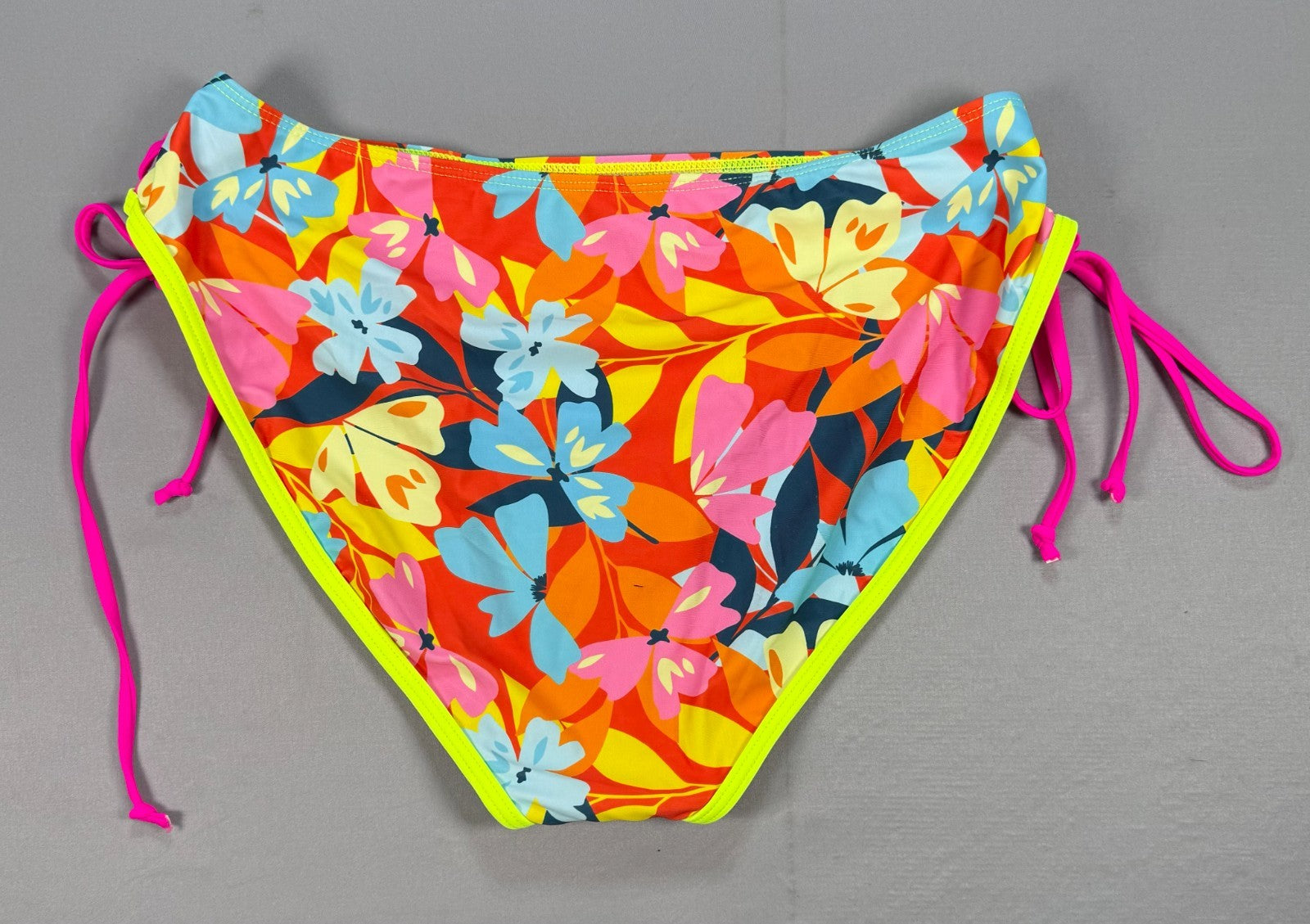 NWT Blooming Jelly 2 Piece Bikini Set Women’s XL Tropical Floral Summer Swimsuit