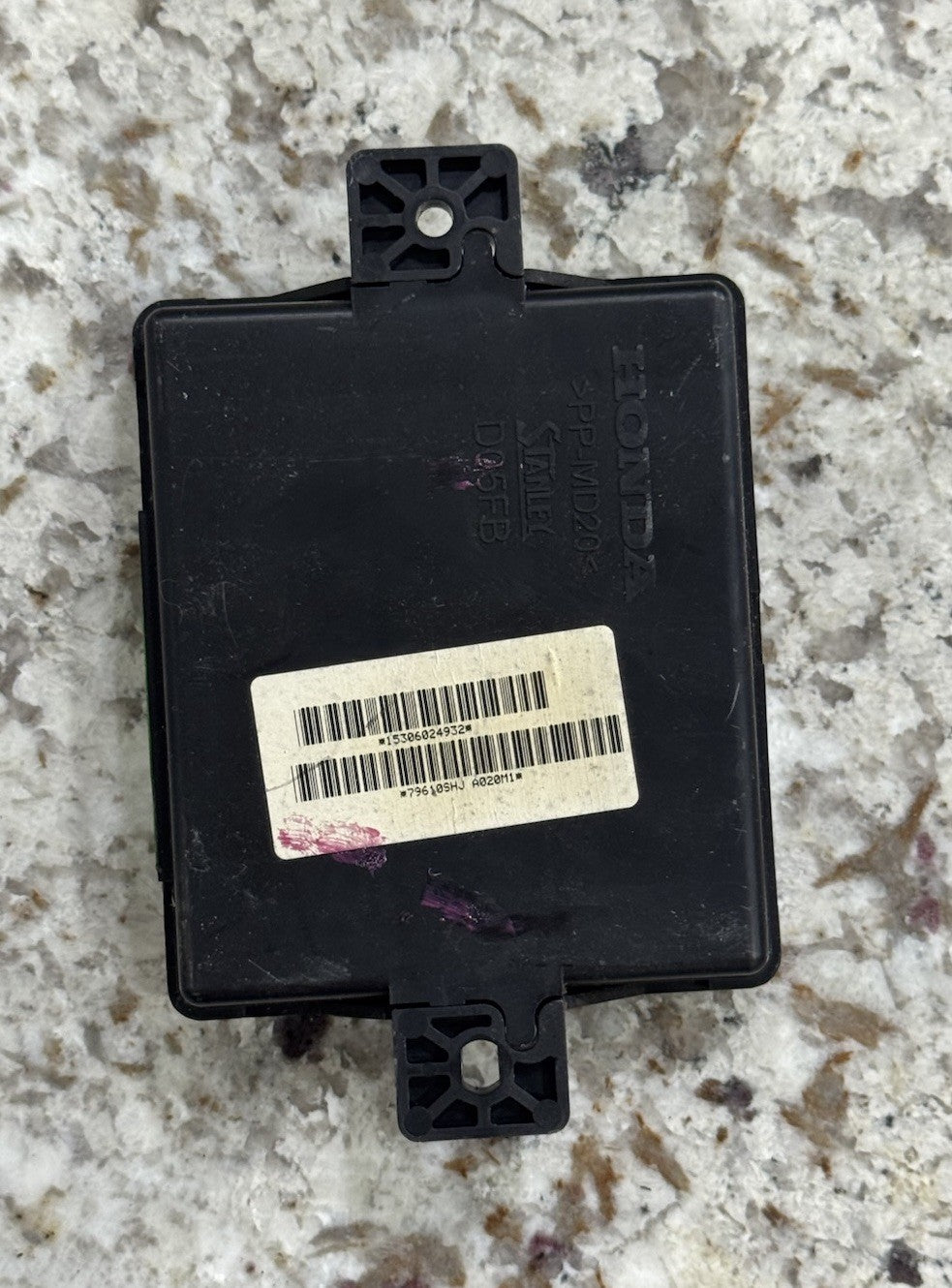 2005 & 2010 Honda Odyssey Temperature Control Module Ident : SHJ-A020-M1 OEM