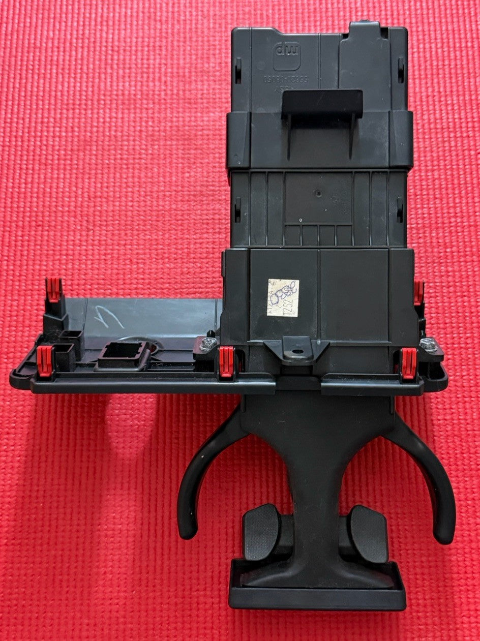 2015-2020 Toyota Sienna OEM Instrument Panel Cup Holder Assy  55620-08050