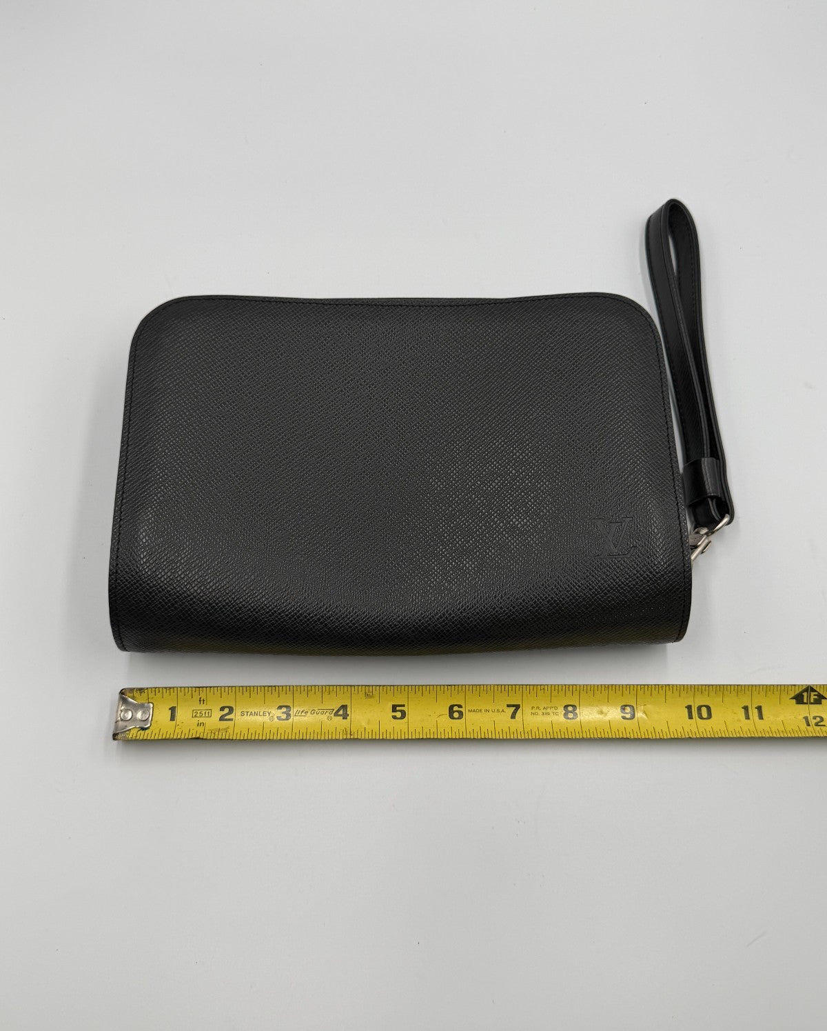 Authentic Louis Vuitton Taiga Baikal Clutch Bag Women Black Logo Genuine Leather