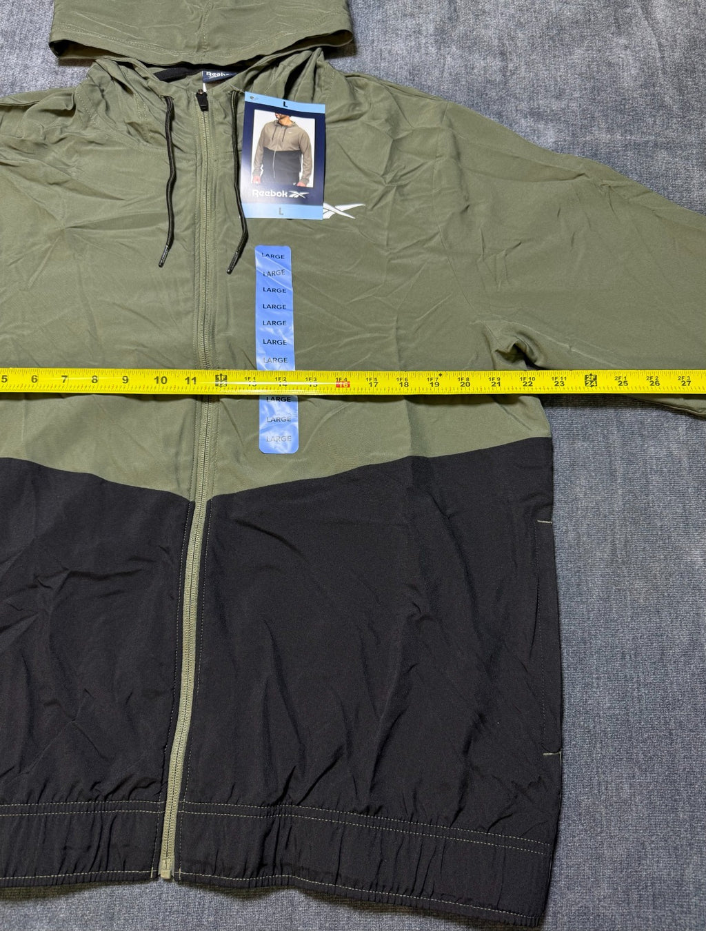 NWT Reebok Training Jacket Men's Large Green Black Classic Windbreaker Full Zip