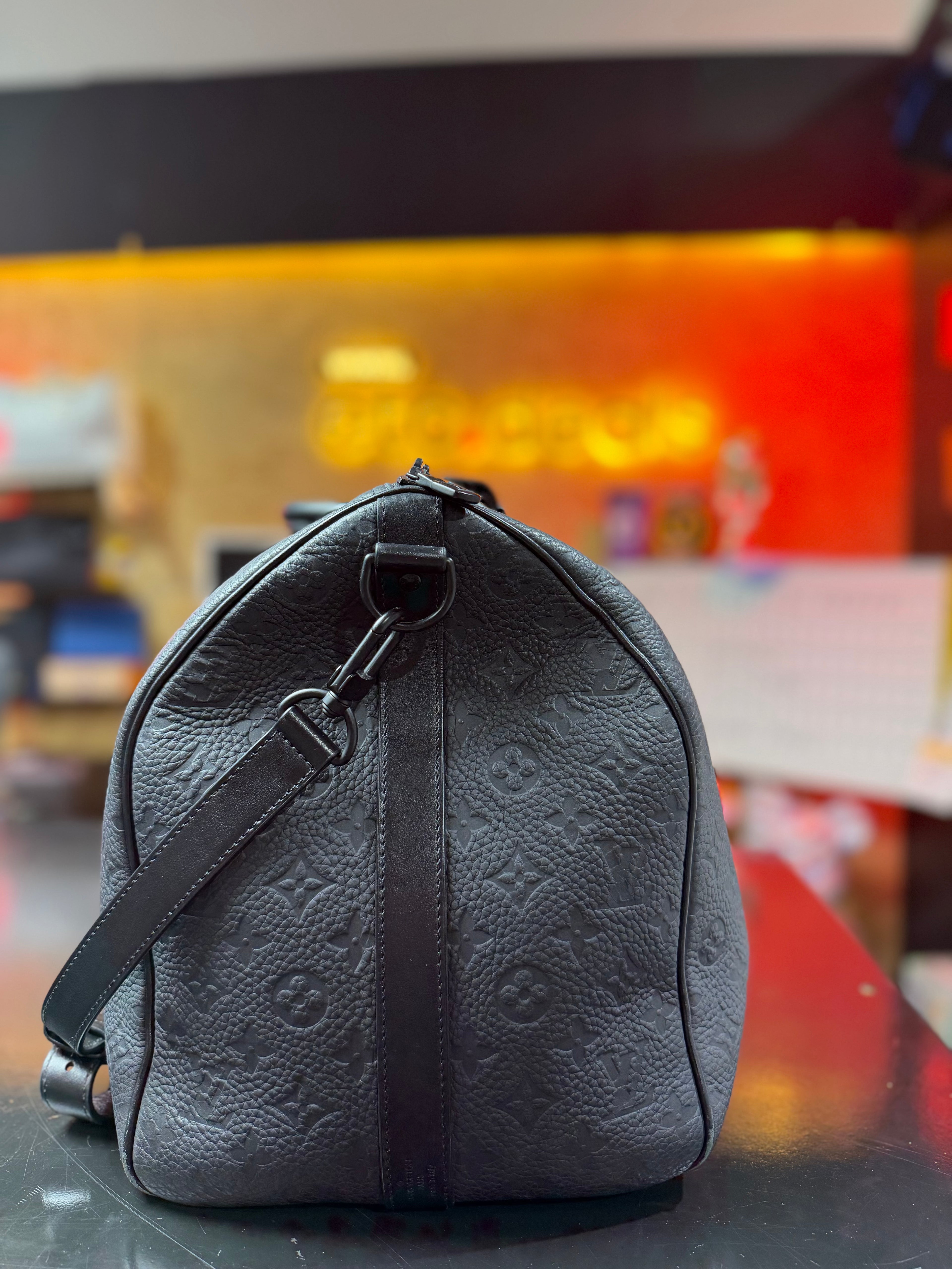 Keepall Bandoulière 50 | M59025 | Monogram Taurillon Leather - Excellent