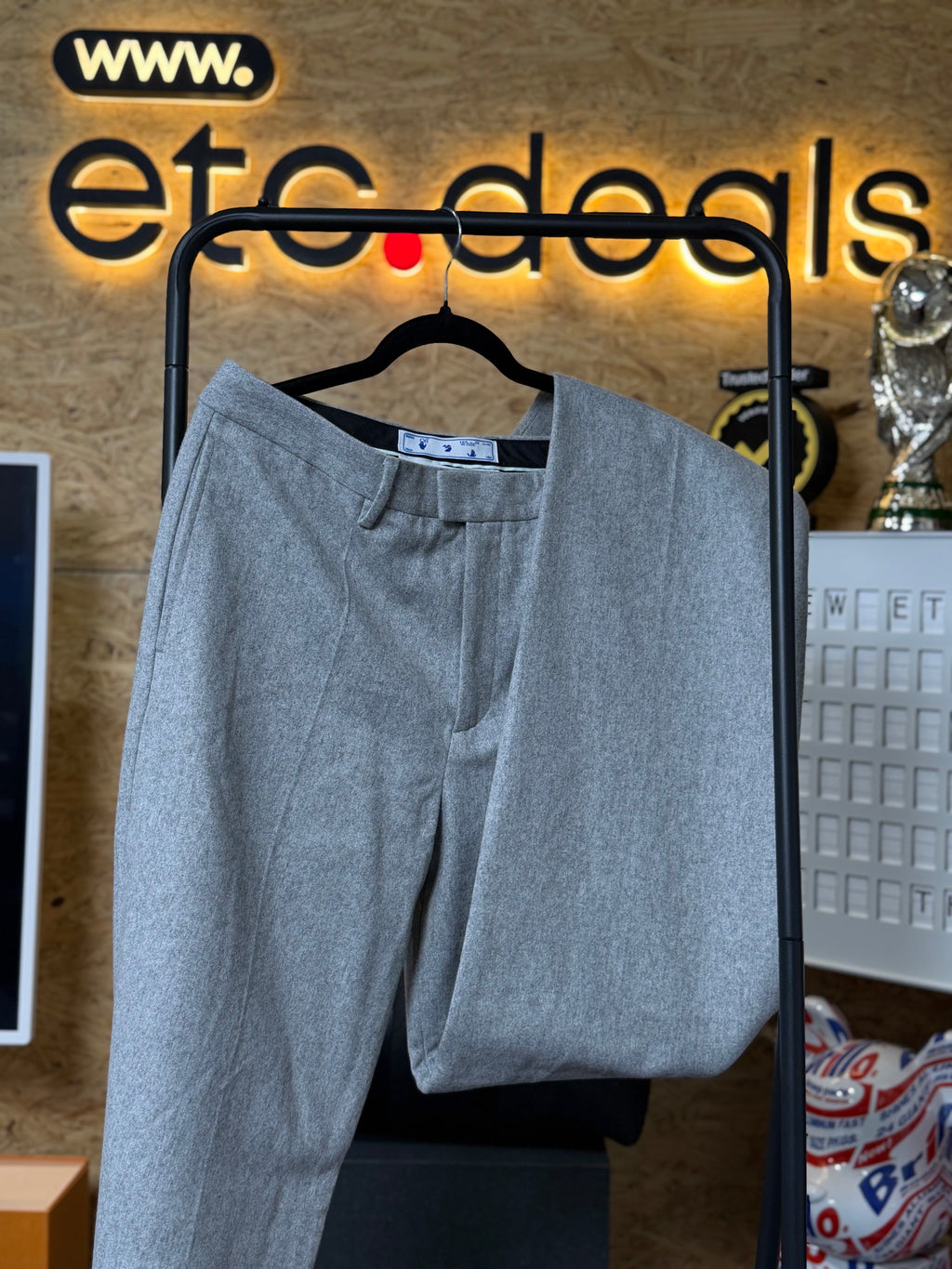 Off-White c/o Virgil Abloh Men’s Grey Tailored Dress Trousers – Wool Pants