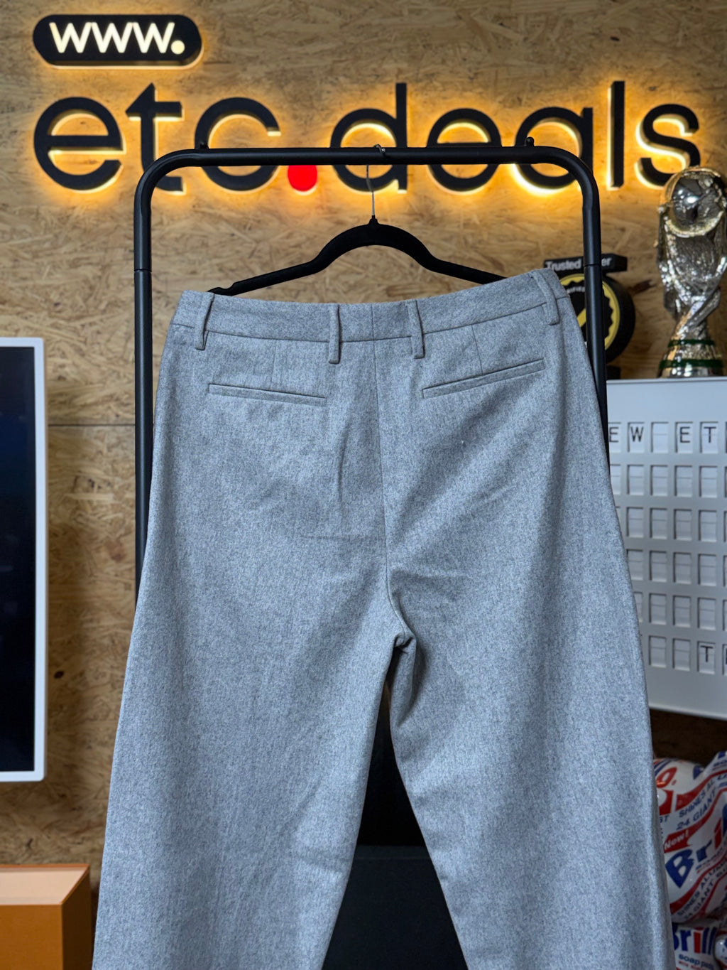 Off-White c/o Virgil Abloh Men’s Grey Tailored Dress Trousers – Wool Pants