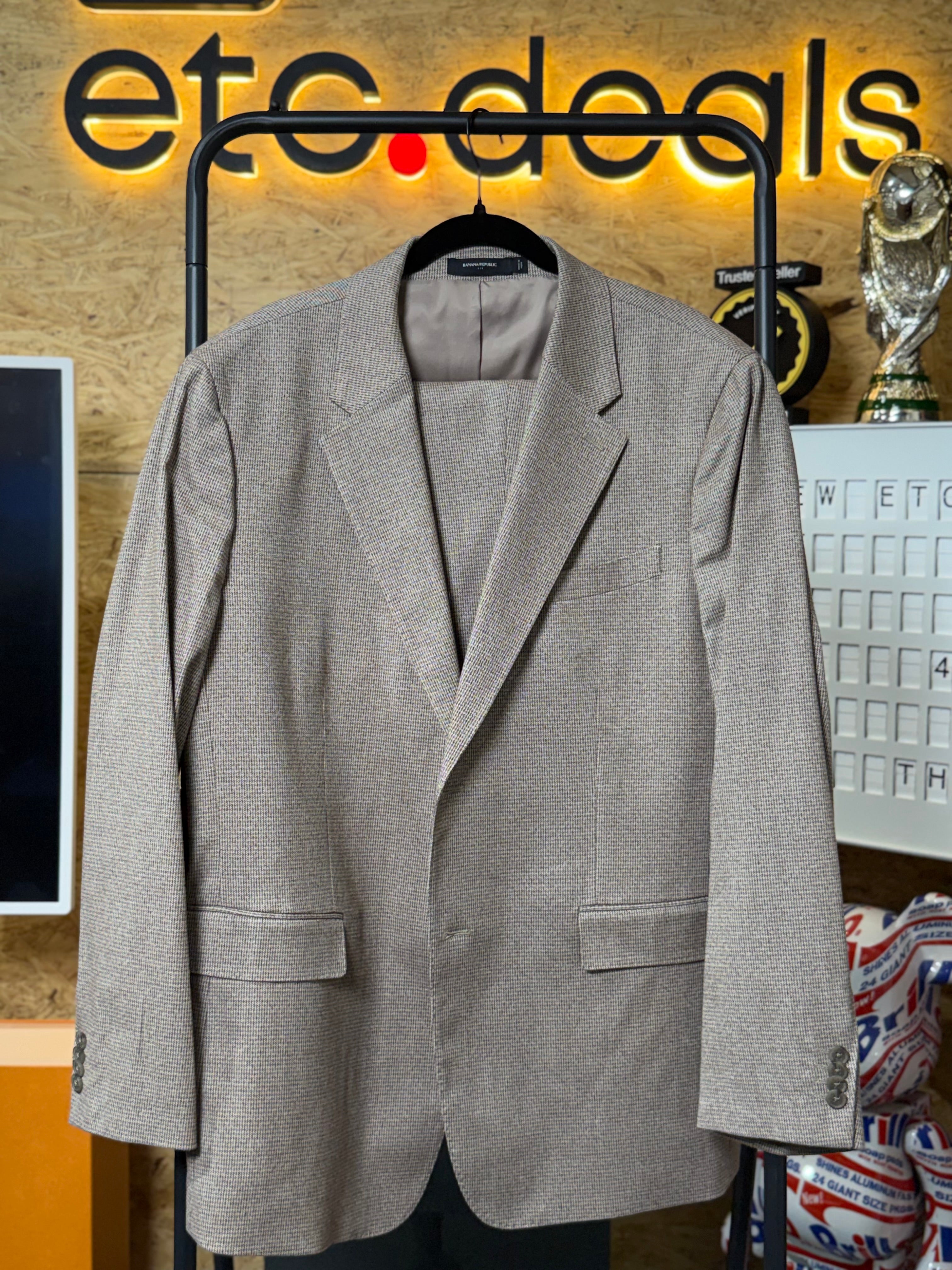 Banana Republic Tailored Men’s 2-Piece Suit Brown Micro Check Blazer 46R Pants 36x30