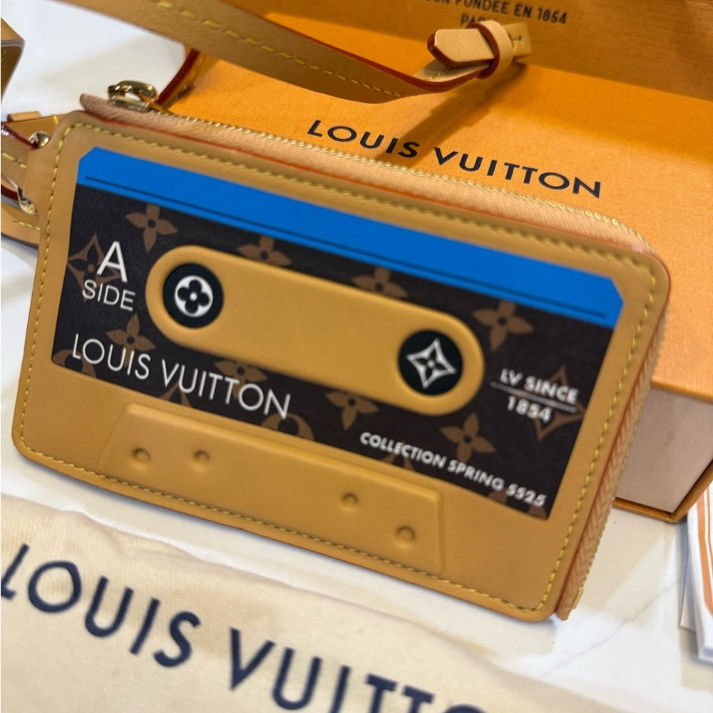 Louis Vuitton Card Holder Monogram LV Tape M14066 140947838