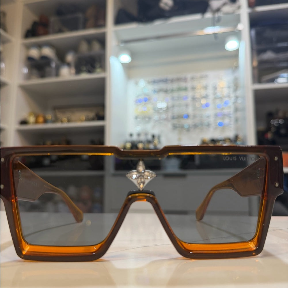 Louis Vuitton Cyclone Amber Sunglasses Z2415E