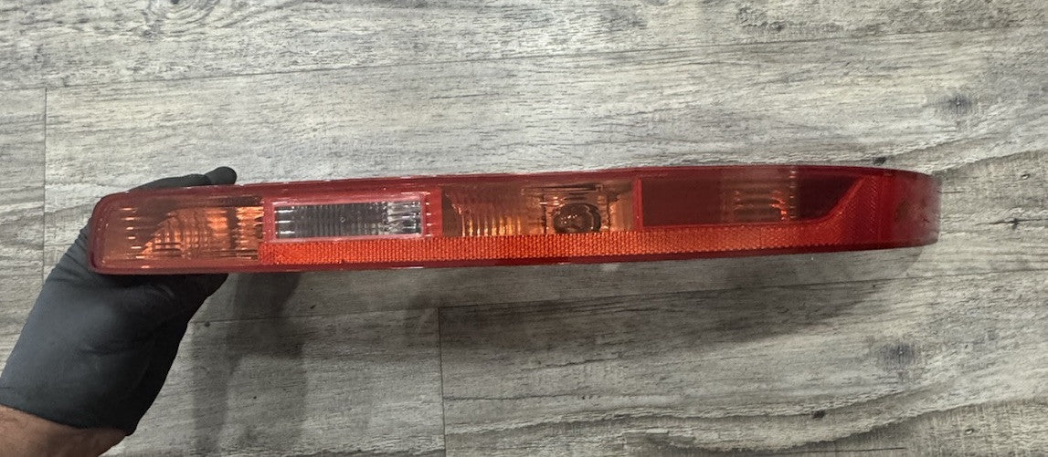 2007-2015 Audi Q7 Passenger Side Right Rear Bumper Tail Light Lamp OEM