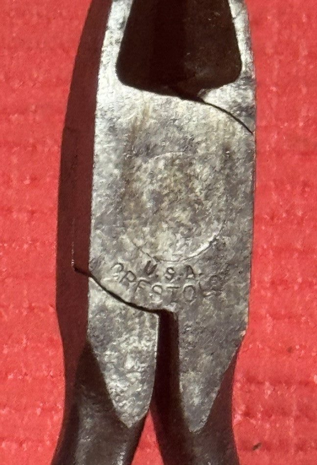 VINTAGE CRESCENT TOOL CO.  CRESTOLOY 942-6 DIAGONAL SIDE CUTTERS USA