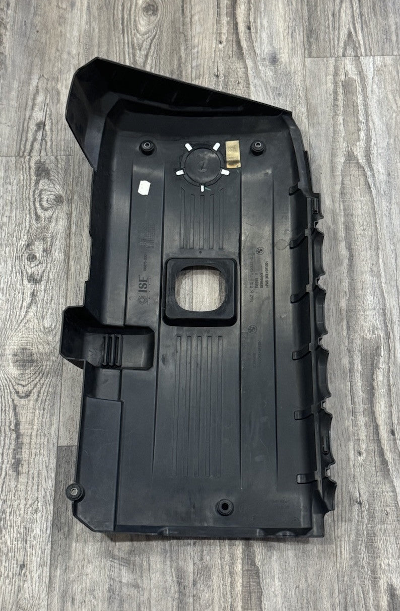 2007-13 BMW 328i 528i 530i E90 E92 E60 E61 N52 Engine Cover Shield OEM GENUINE