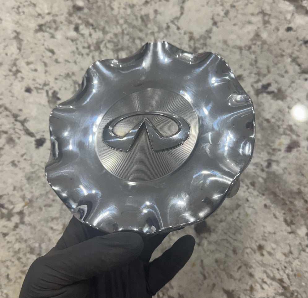 2008 2009 2010 Infiniti QX56 Chrome OEM Center Cap Wheel Hub Cap P/N 40315 ZQ10A