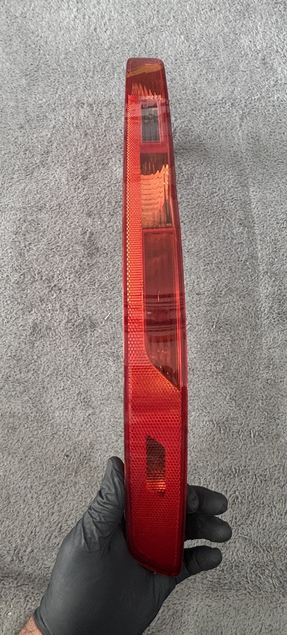 2007-2015 Audi Q7 Passenger Side Right Rear Bumper Tail Light Lamp OEM