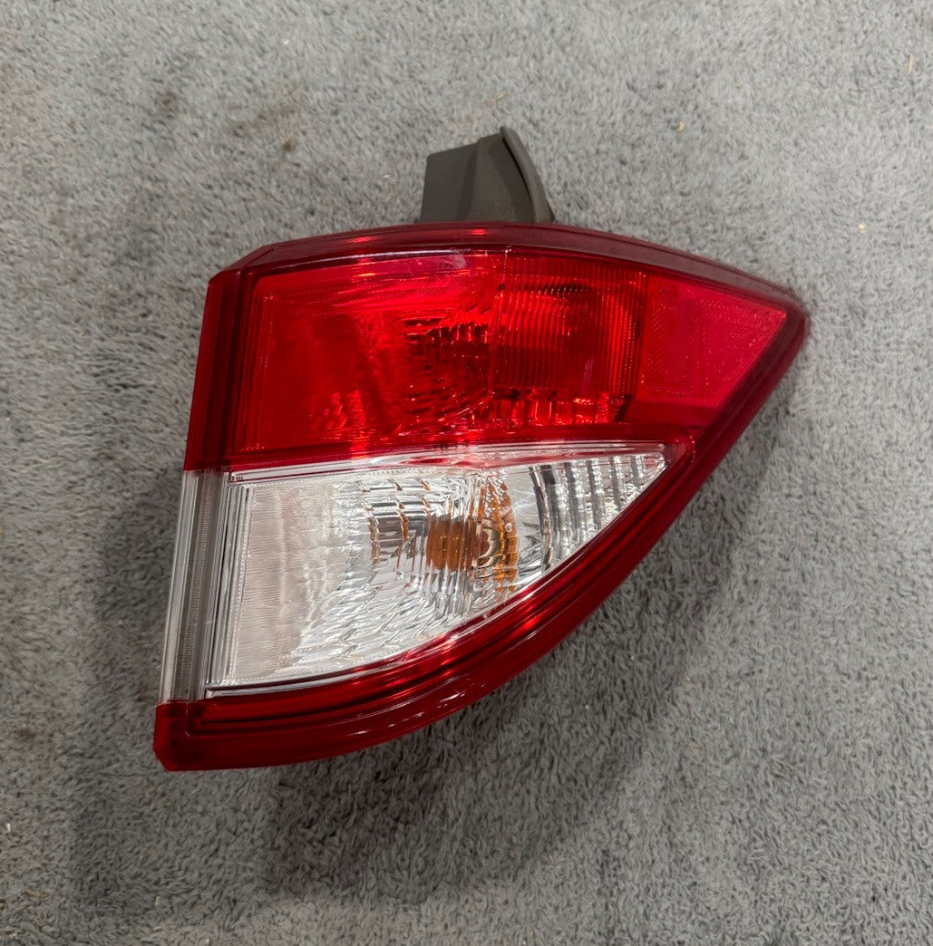 2011-2017 Nissan Quest Tail Light Passenger Right Side Outer OEM