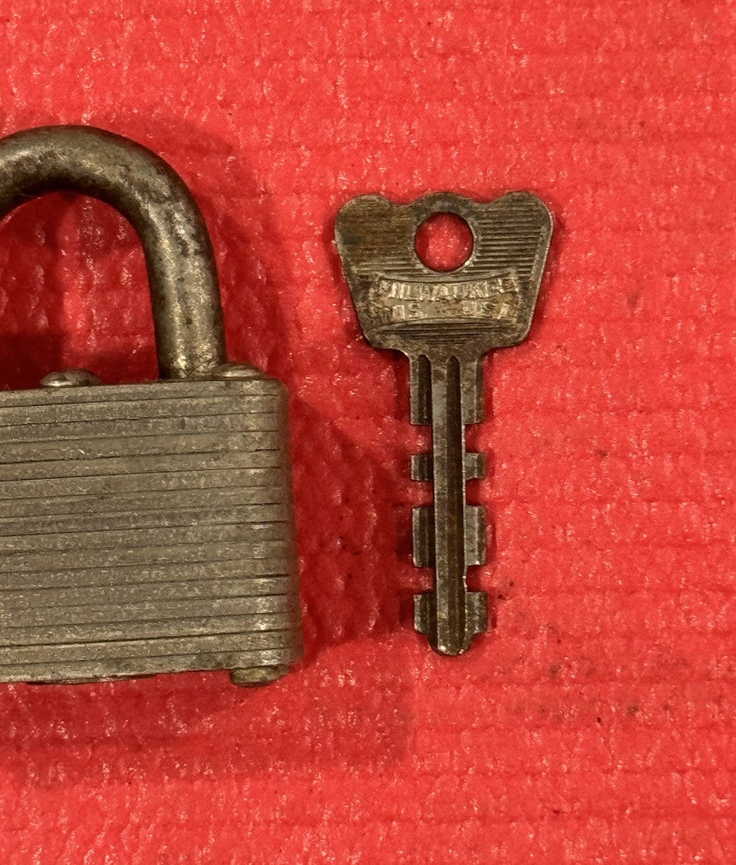 Vintge Master Lock with Original Key 22 337 Milwaukee,USA  Rare