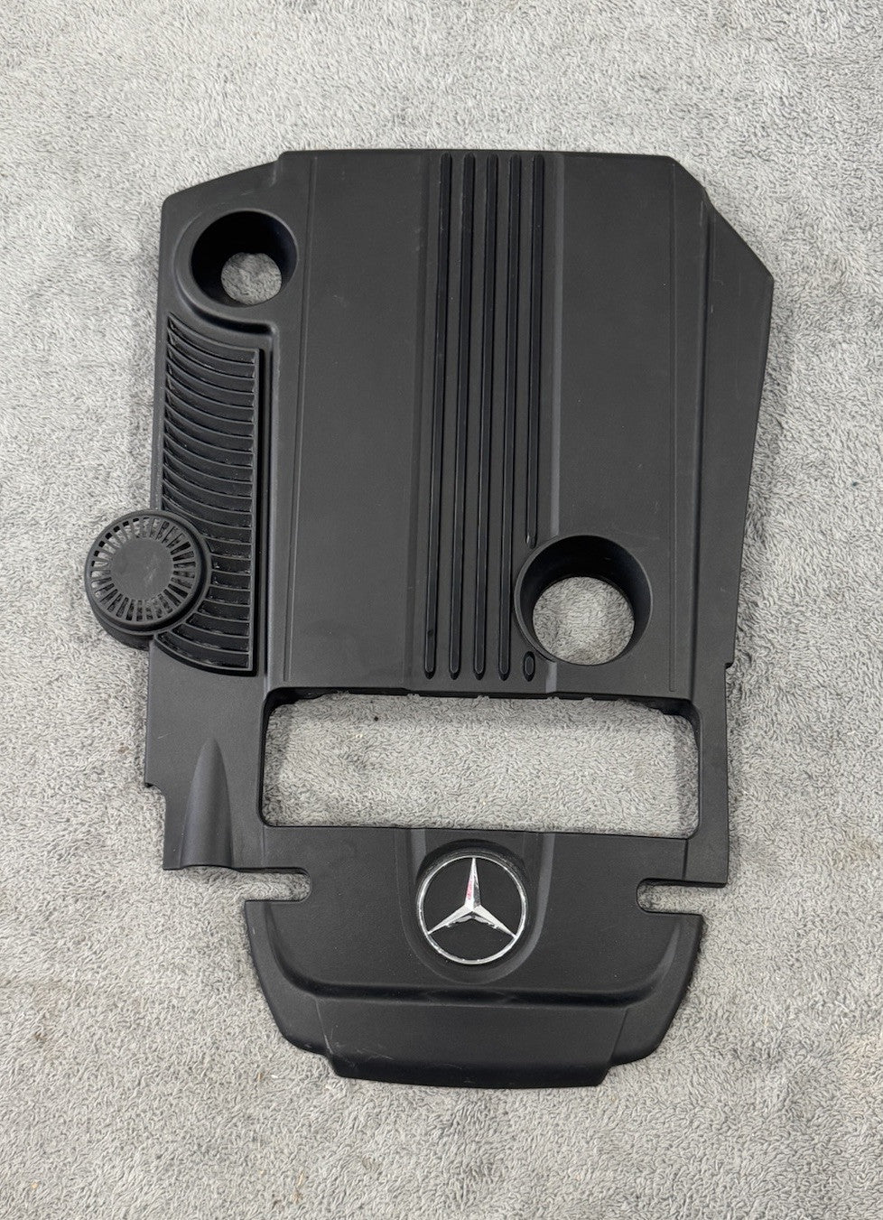 12-15 Mercedes C250 W204 E250 Engine Cover Shield Guard 2710101267 OEM GENUINE